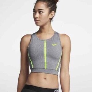 Nike Pro HyperCool Cropped Training Tank/Sports Bra